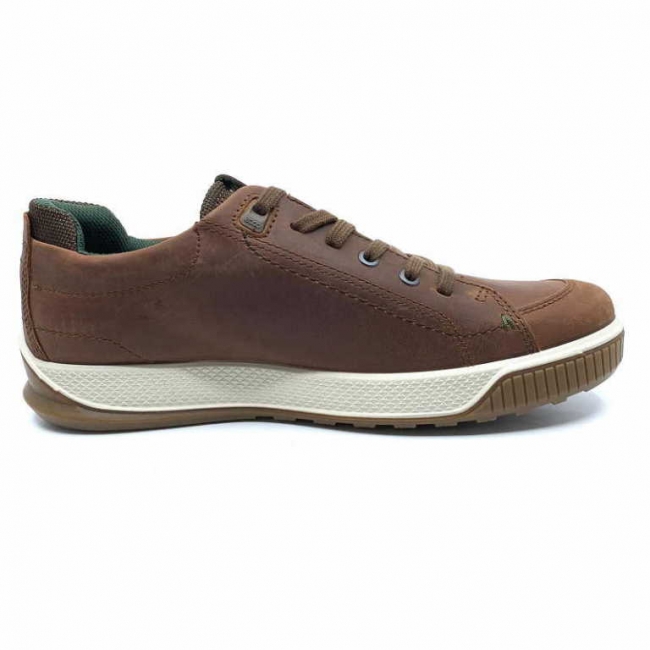 ecco byway tred waterproof sneaker