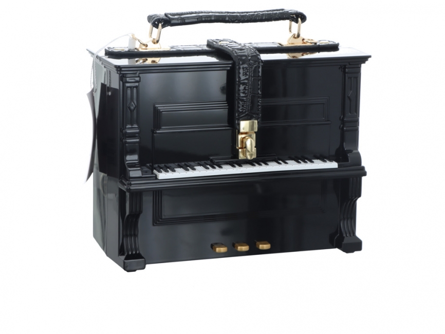 Laura Vita Piano noir Piano noir