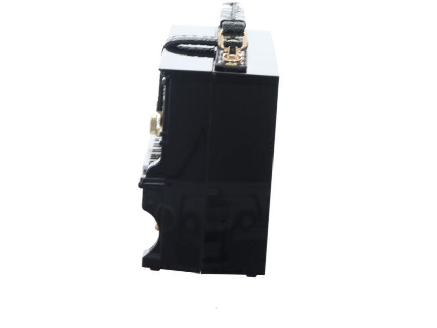 Laura Vita Piano noir Piano noir