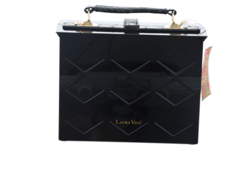 Laura Vita Piano noir Piano noir