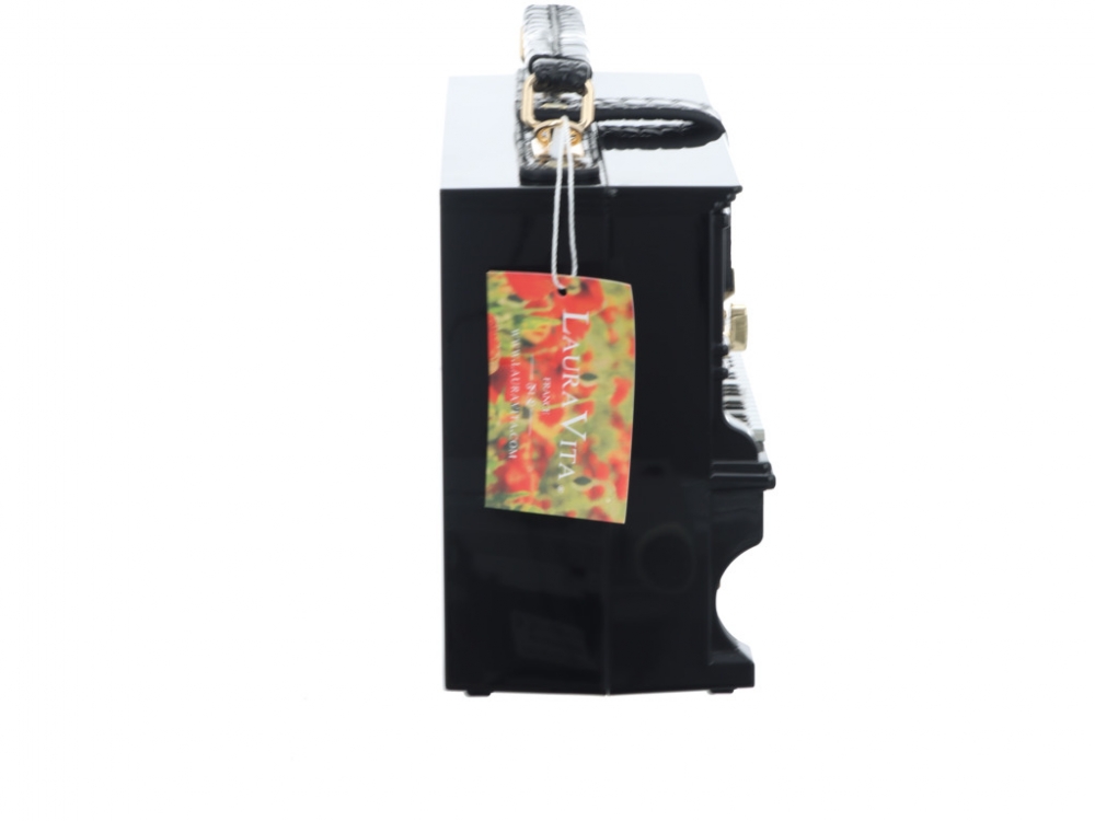 Laura Vita Piano noir Piano noir